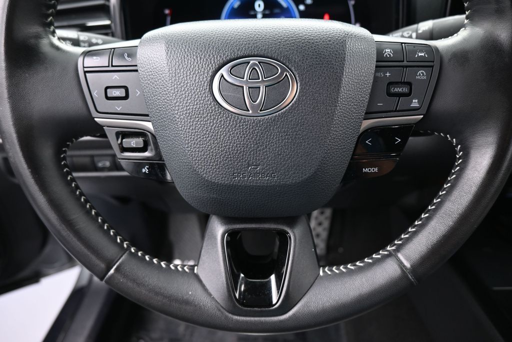 Used 2025 Heavy Metal Toyota SE image 30