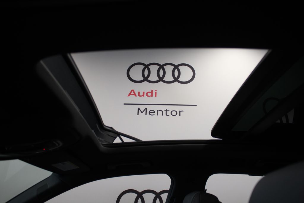 Thumbnail: 2023 Audi Q5 - 13