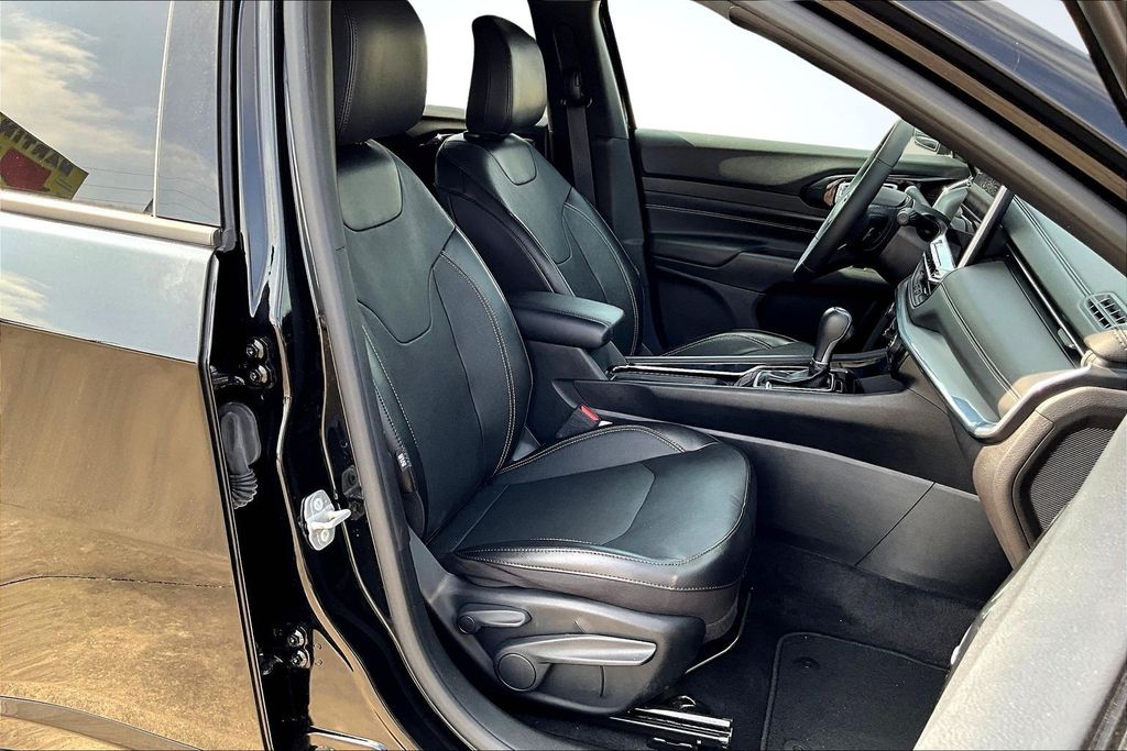 2023 Jeep Compass High Altitude - 6