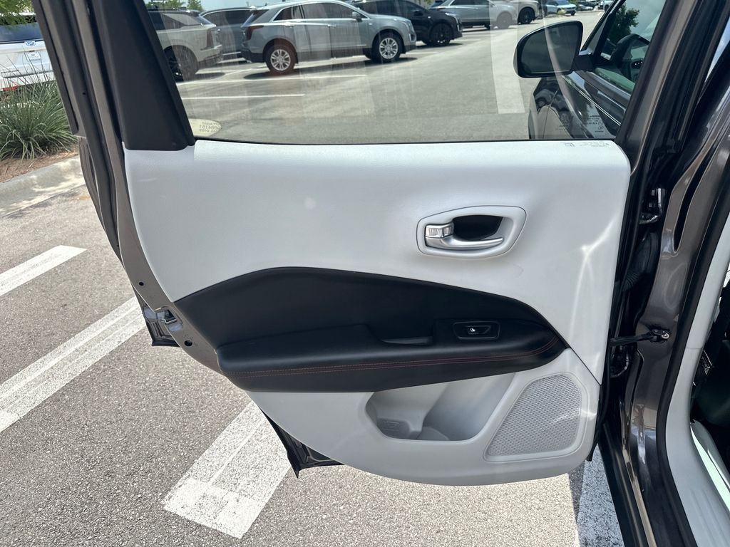 Used Car 2018 Jeep Compass  Limited For Sale Under $20,000 In Austin, Texas
