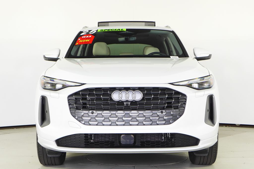 Thumbnail: 2025 Audi Q5 - 3