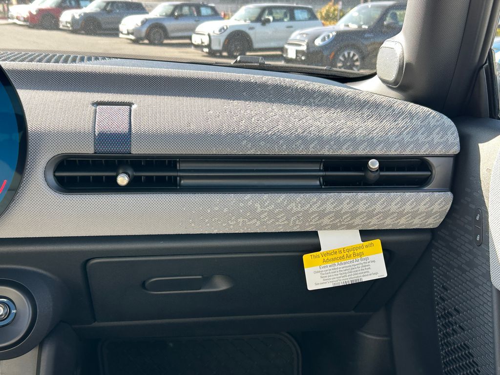 Thumbnail: 2026 MINI Cooper - 24