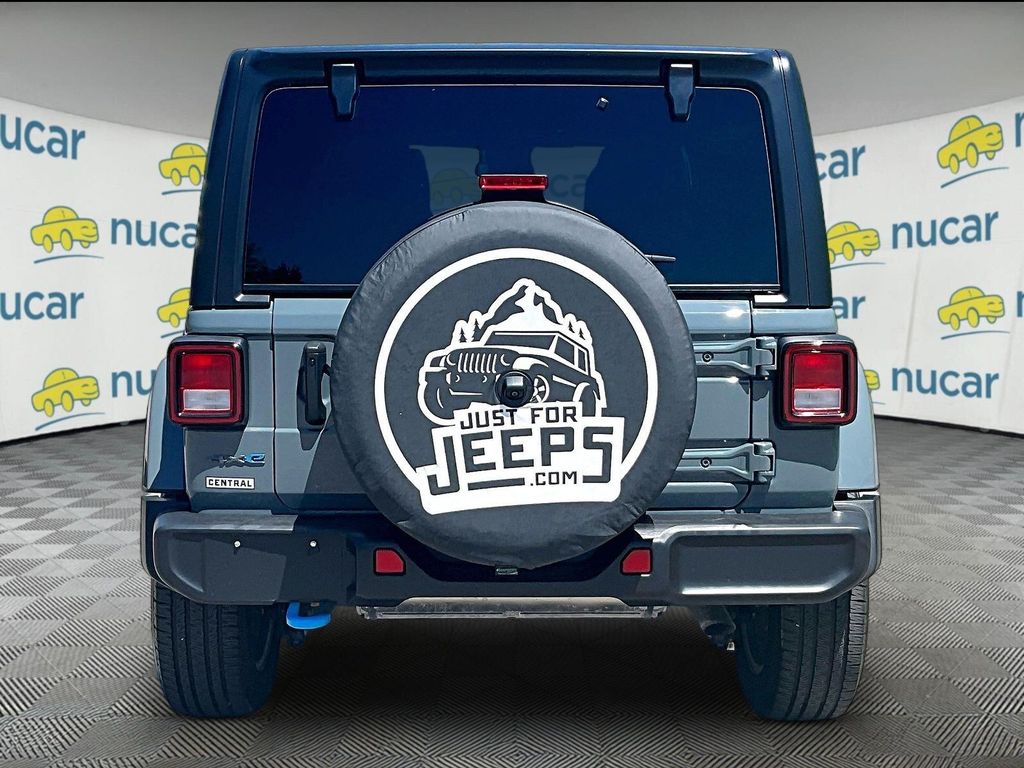 2024 Jeep Wrangler — photo 5