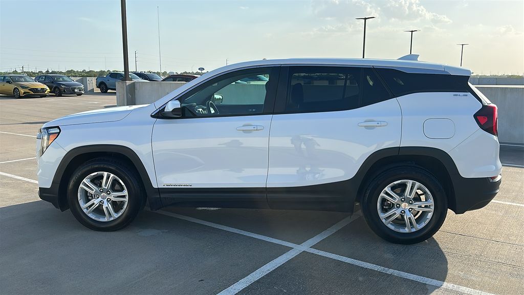 2024 GMC Terrain SLE White at South Houston Nissan