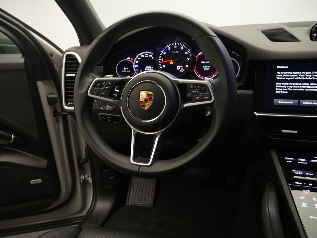 Thumbnail: 2023 Porsche Cayenne - 30