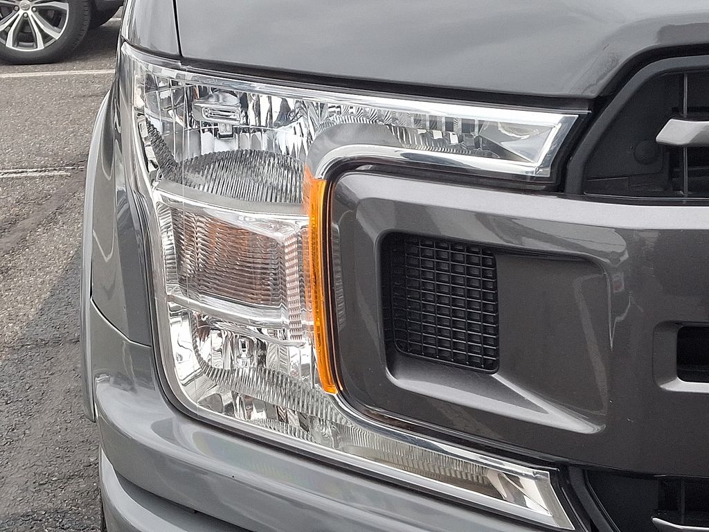 Thumbnail: 2018 Ford F-150 - 9