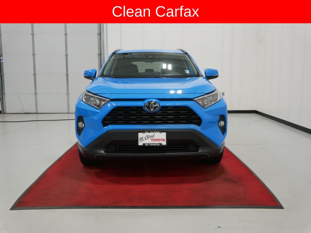 Used 2019 Toyota RAV4 XLE with VIN 2T3P1RFV6KC004489 for sale in Waite Park, Minnesota