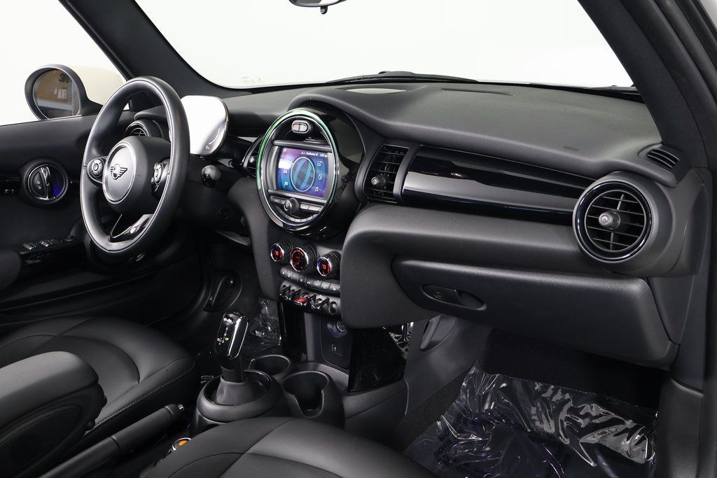 Thumbnail: 2021 MINI Cooper - 10