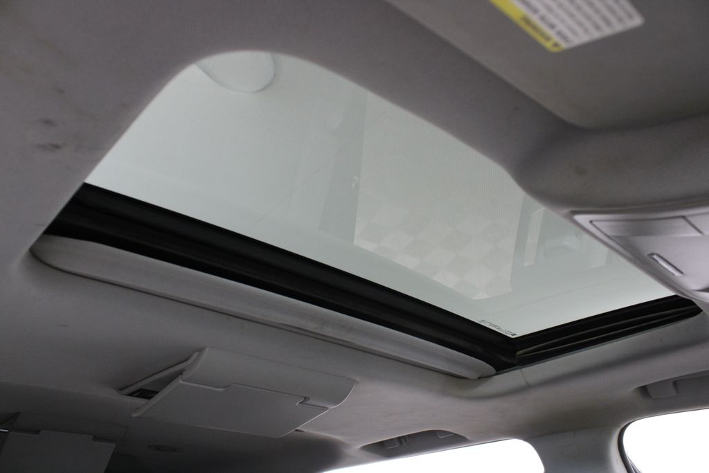 Used 2015 Chevrolet Suburban for sale in 