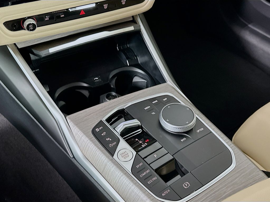 Thumbnail: 2026 BMW 4 Series - 15