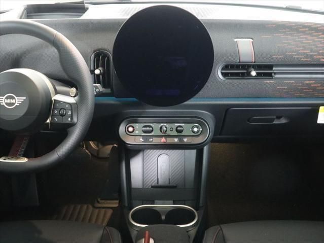Thumbnail: 2026 MINI Cooper - 10