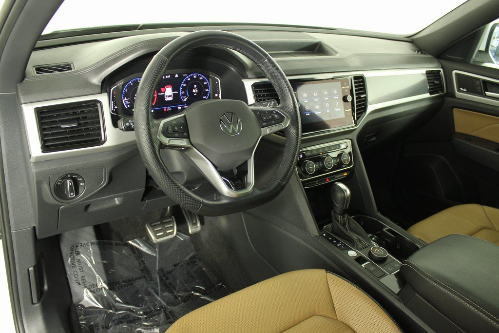 Thumbnail: 2021 Volkswagen Atlas - 6