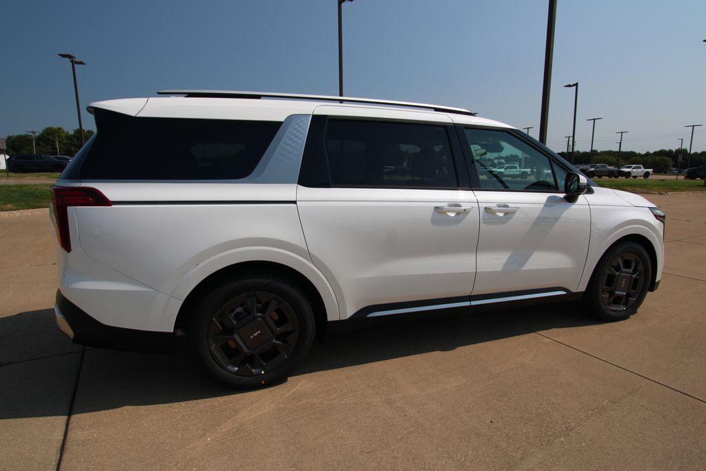New 2027 Kia Carnival MPV Van