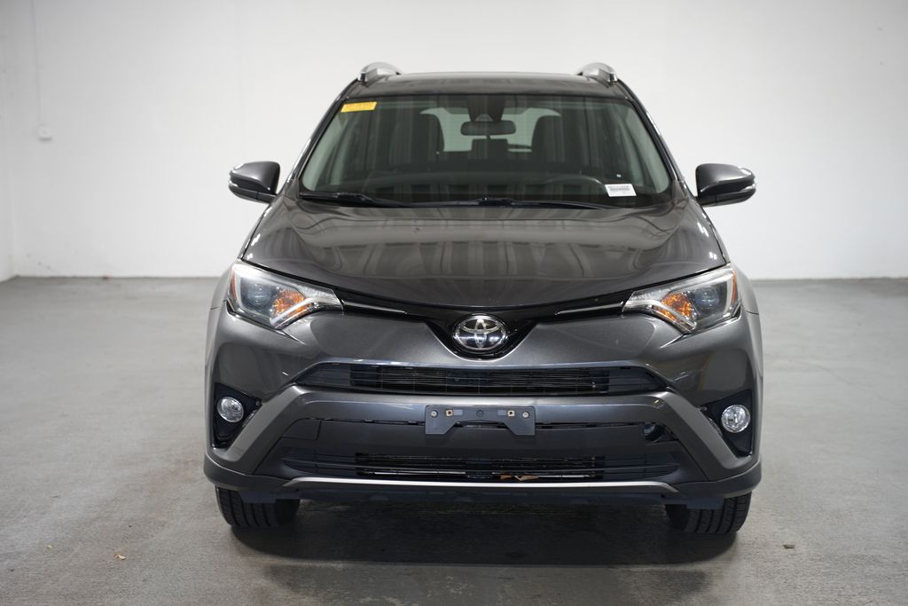 2018 Toyota RAV4 Adventure 2