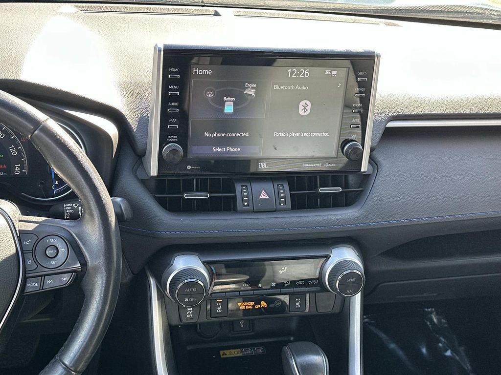 Thumbnail: 2022 Toyota RAV4 - 31