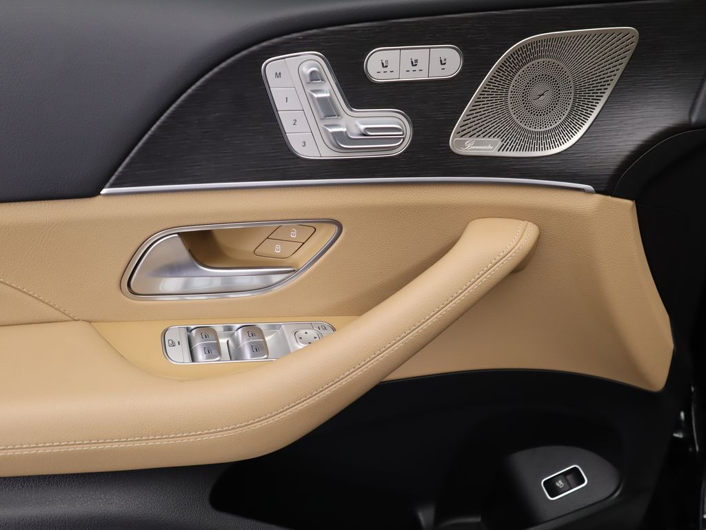 Thumbnail: 2024 Mercedes-Benz GLE - 24