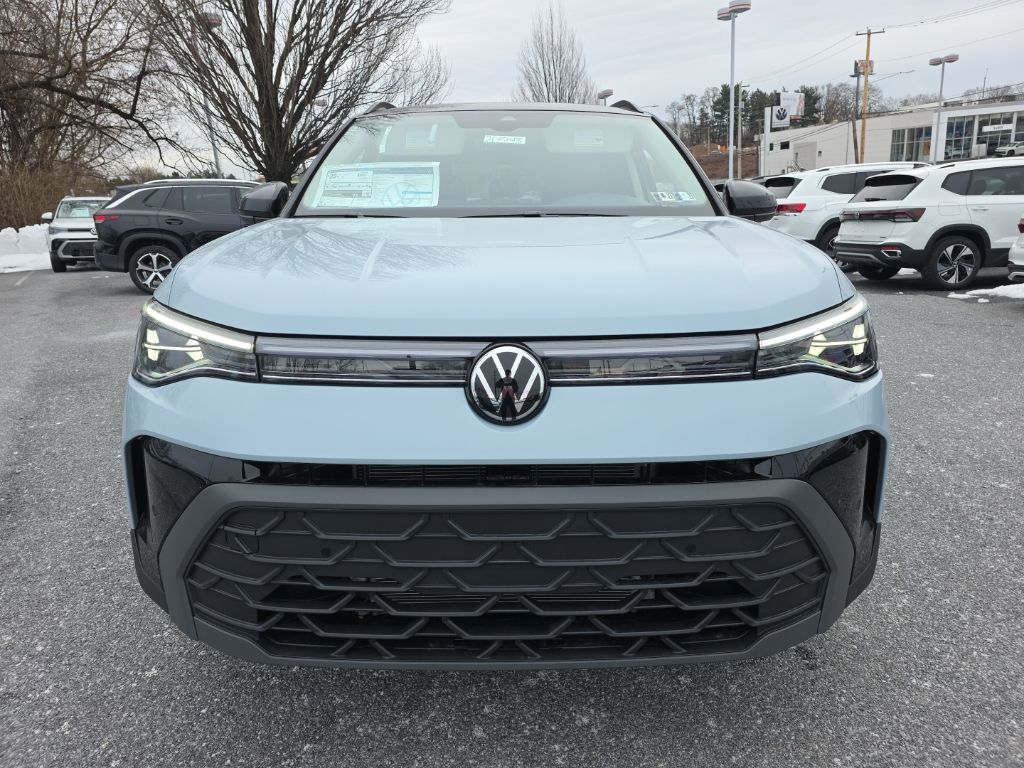 2026 Volkswagen Taos 1.5T SE Black Gray at Sutliff Volkswagen