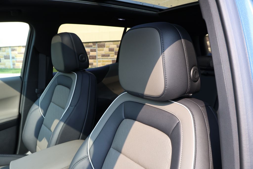 Thumbnail: 2027 Chevrolet Equinox - 15