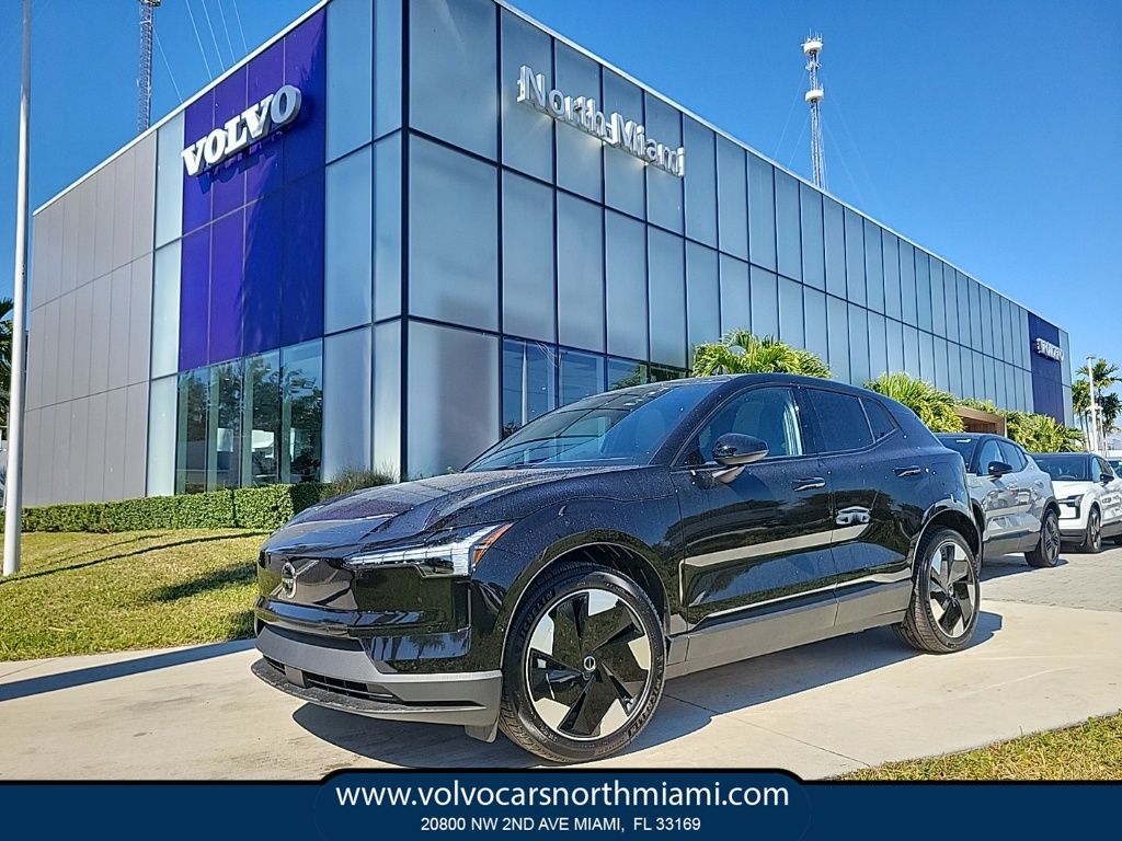 2026 Volvo EX30 Twin Motor Performance Ultra