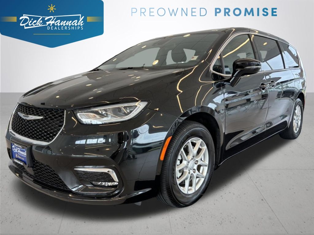 Diamond Black Crystal Pearlcoat 2025 Chrysler Pacifica Minivan Front-Wheel Drive 9-Speed Automatic