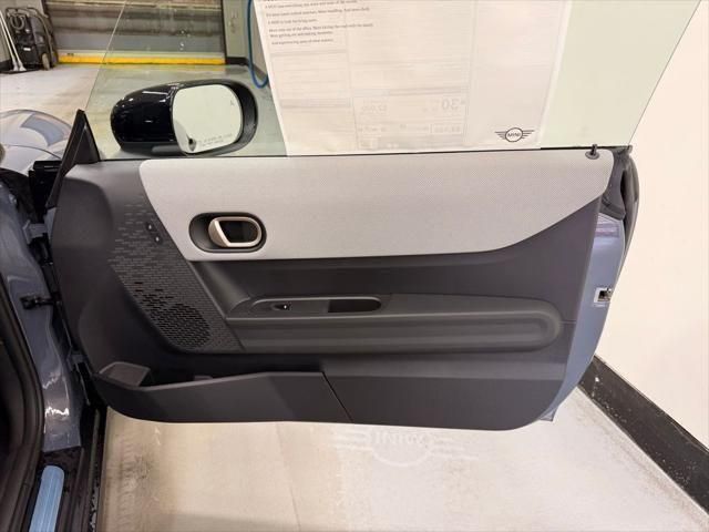 Thumbnail: 2026 MINI Cooper - 21