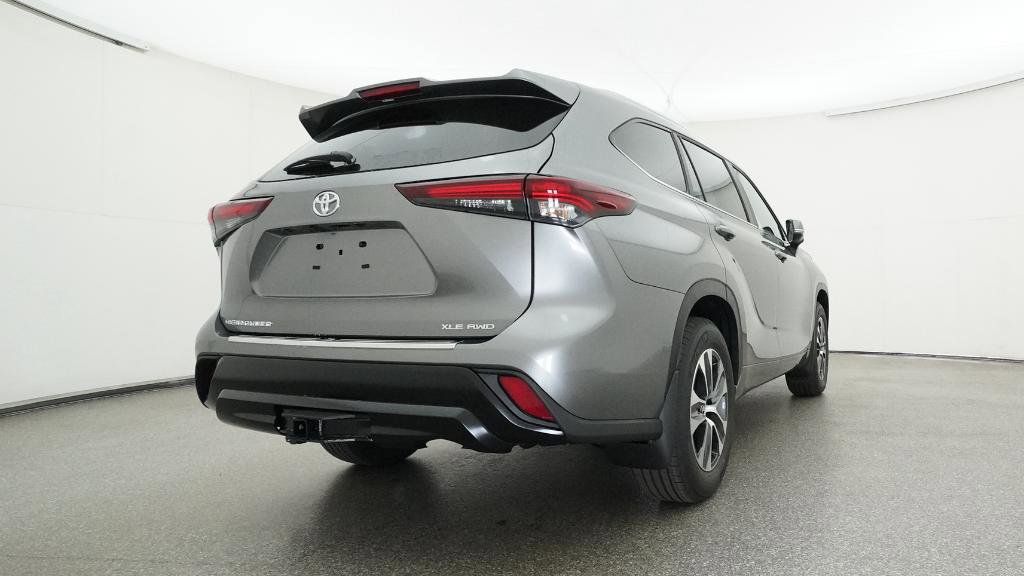 Thumbnail: 2026 Toyota Highlander - 32