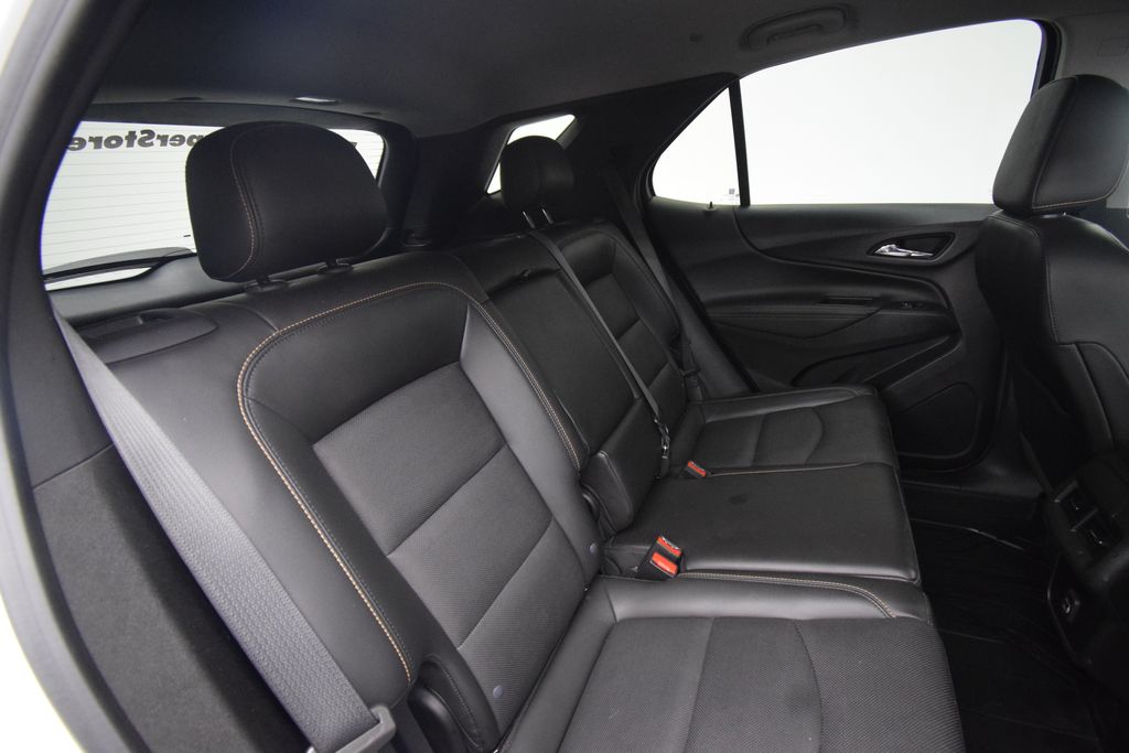 used 2021 Chevrolet Equinox car, priced at $17,100