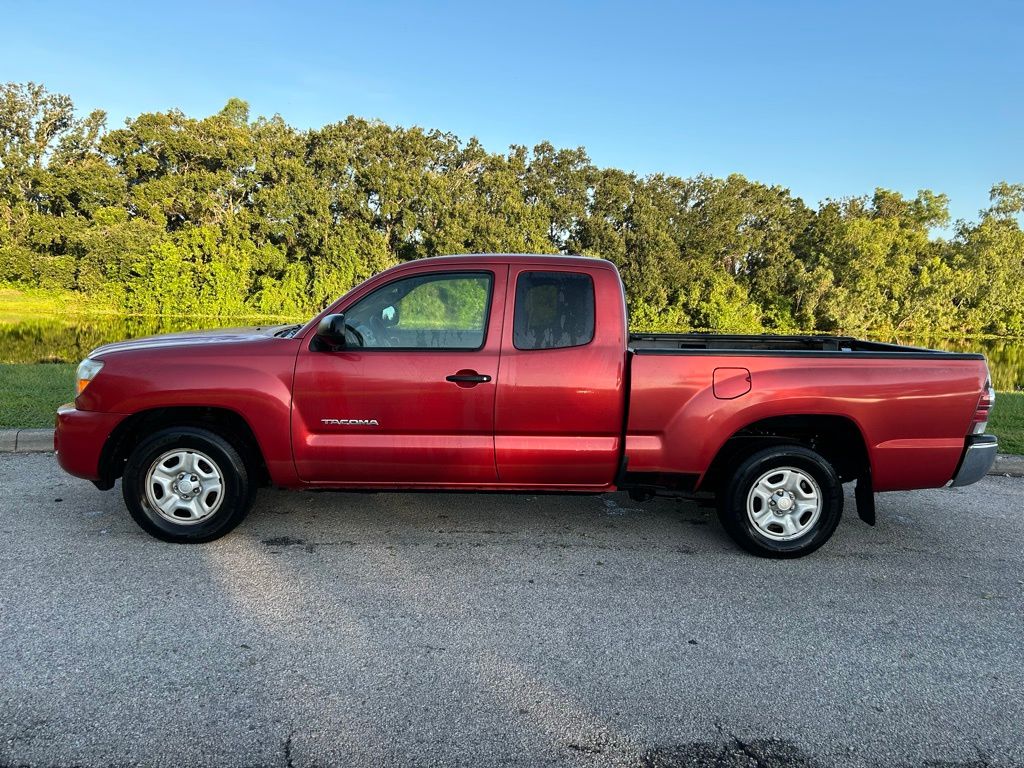 Thumbnail: 2010 Toyota Tacoma - 2