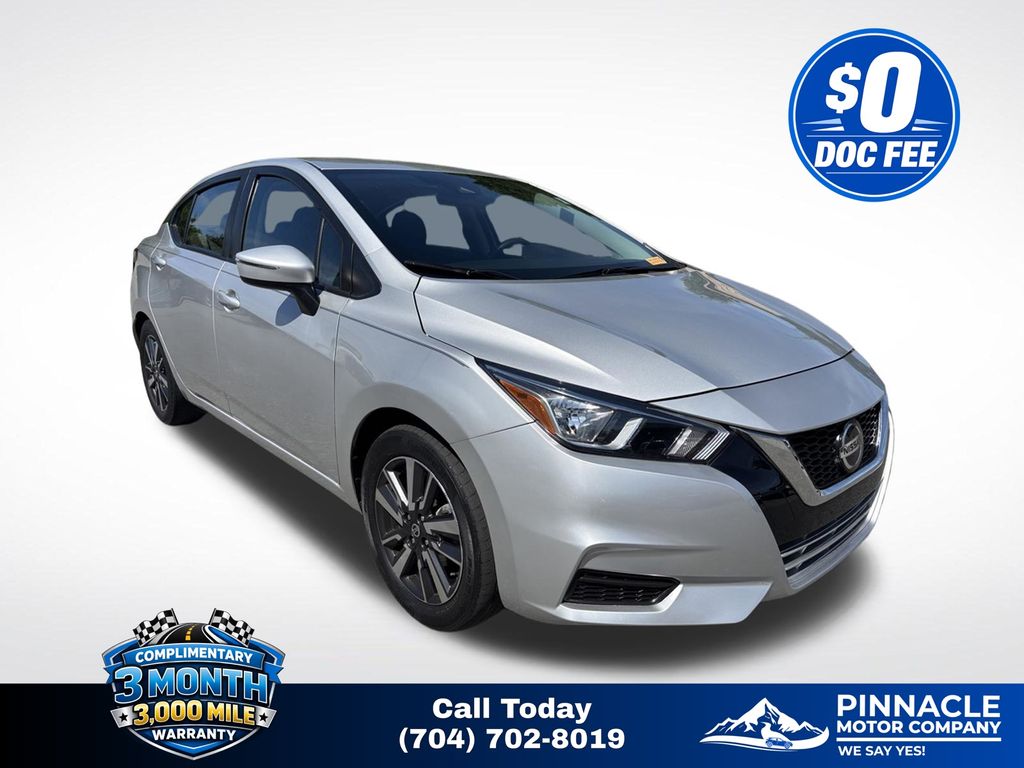 Brilliant Silver Metallic 2021 Nissan Versa SV FWD Sedan Front-Wheel Drive Continuously Variable Transmission