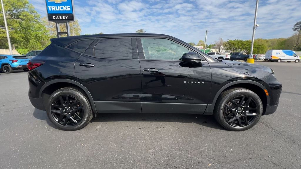 2022 Chevrolet Blazer LT photo