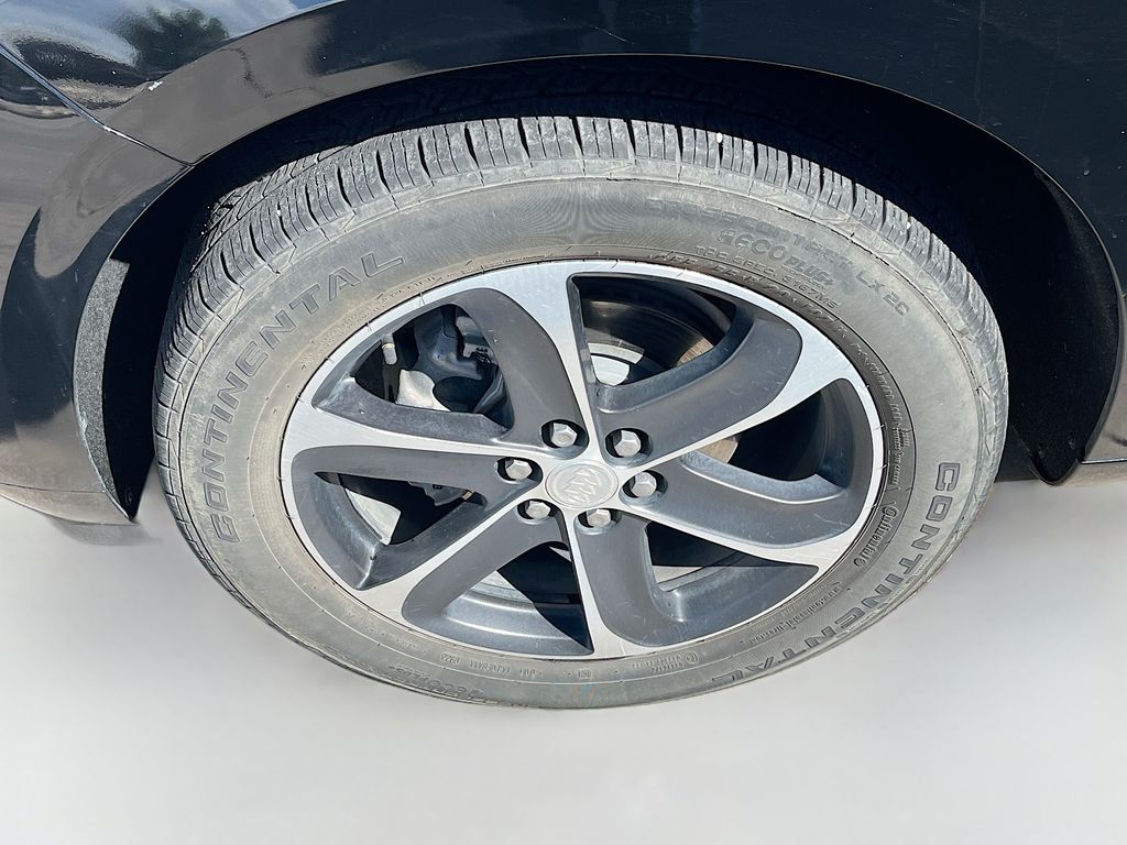 Used 2021 Black Buick Essence image 33
