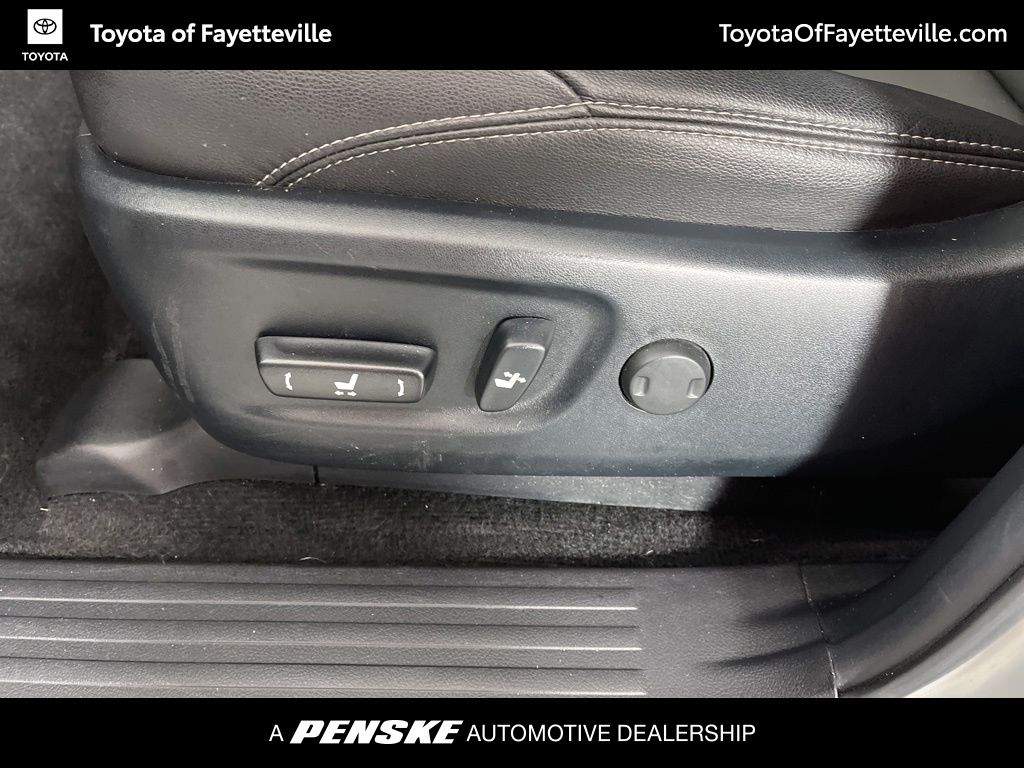 Thumbnail: 2023 Toyota 4Runner - 23