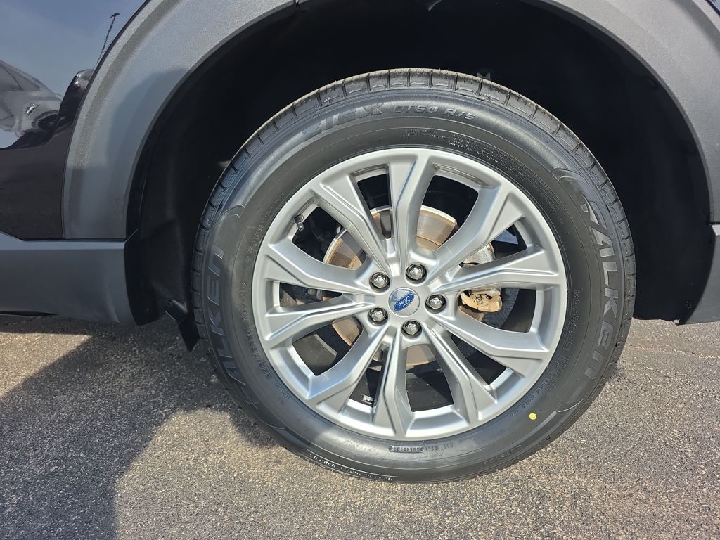 Certified Used 2023 Black Ford XLT image 15