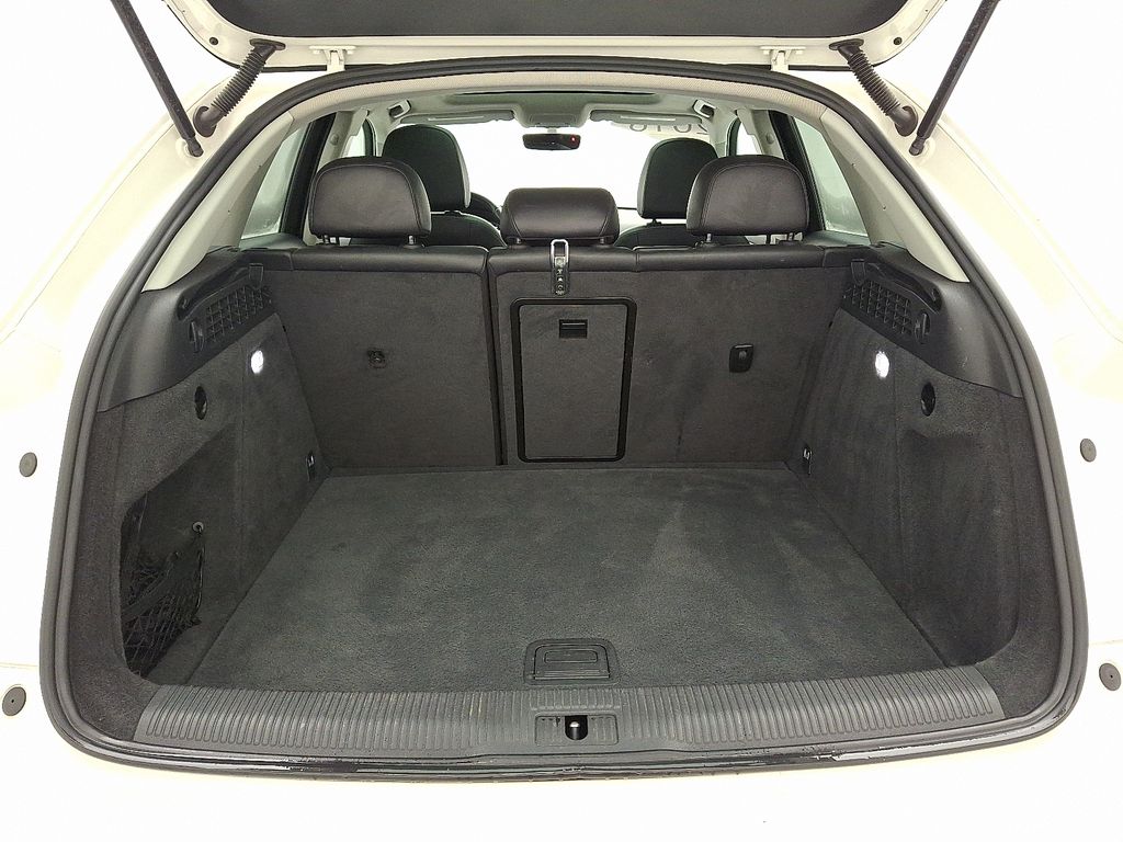 Thumbnail: 2016 Audi Q3 - 28