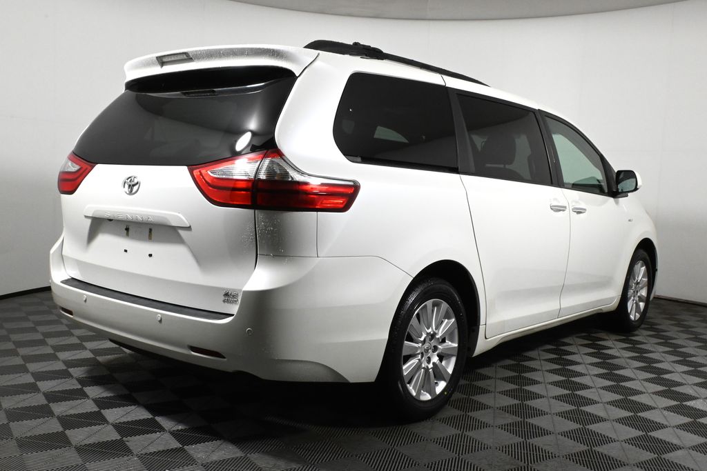 2016 Toyota Sienna XLE Premium 7