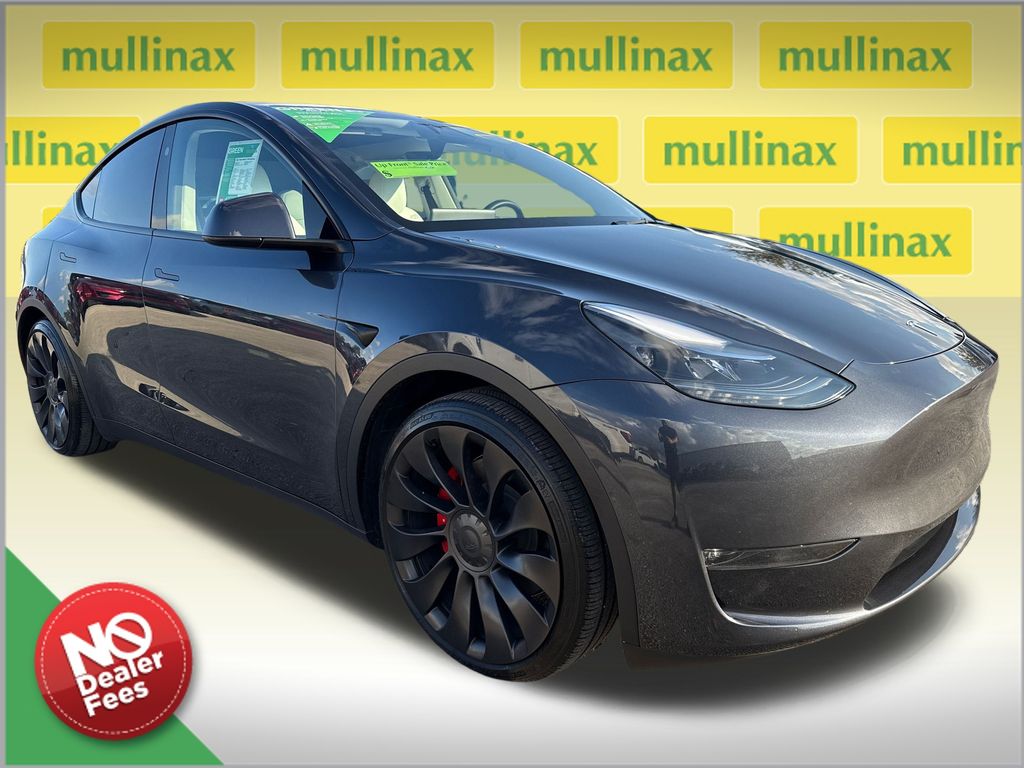 2025 Tesla Model Y Performance's photo