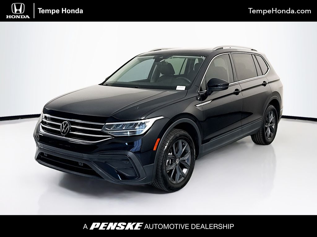 Thumbnail: 2022 Volkswagen Tiguan - 1
