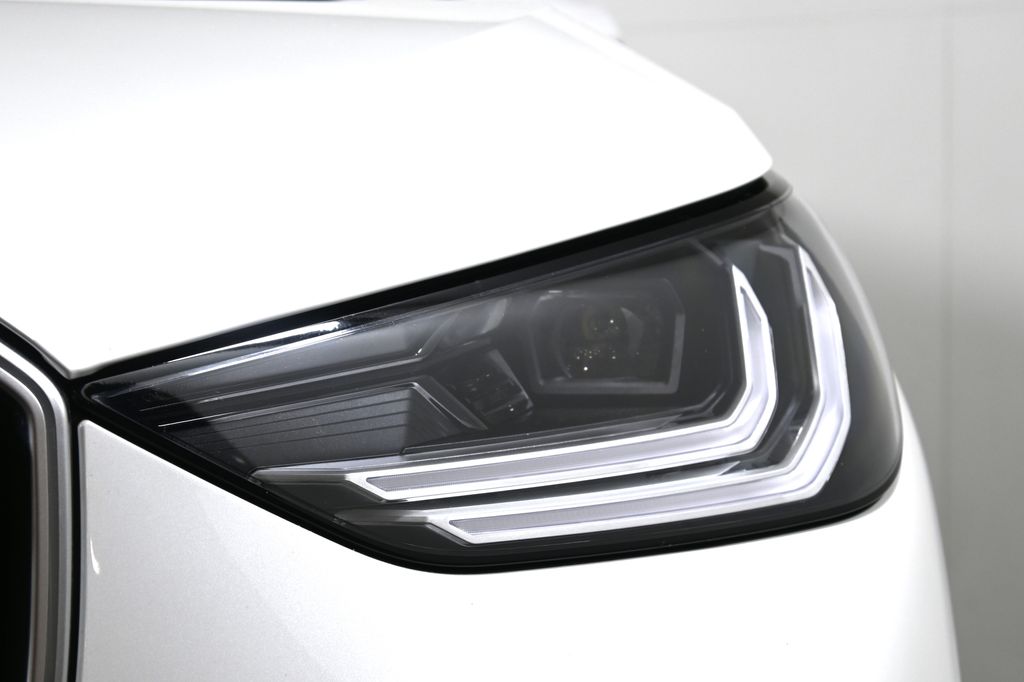 Thumbnail: 2026 BMW X3 - 11