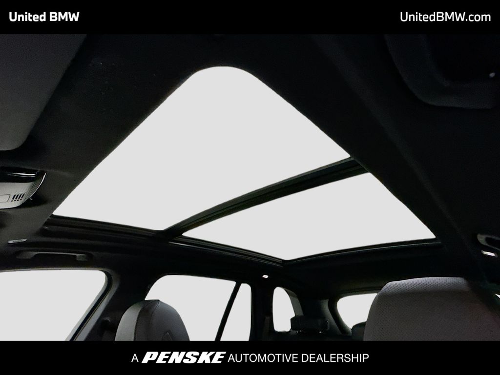 Thumbnail: 2026 BMW X5 - 12