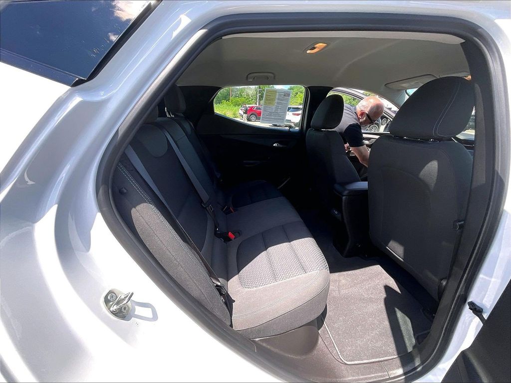 2023 Chevrolet Bolt EUV — photo 16