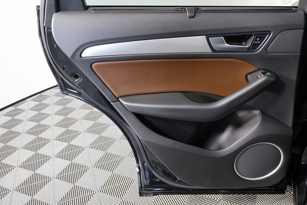 Thumbnail: 2013 Audi Q5 - 13