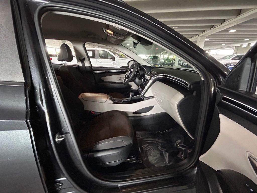 Used 2024 Dark Gray Metallic Hyundai SEL image 29