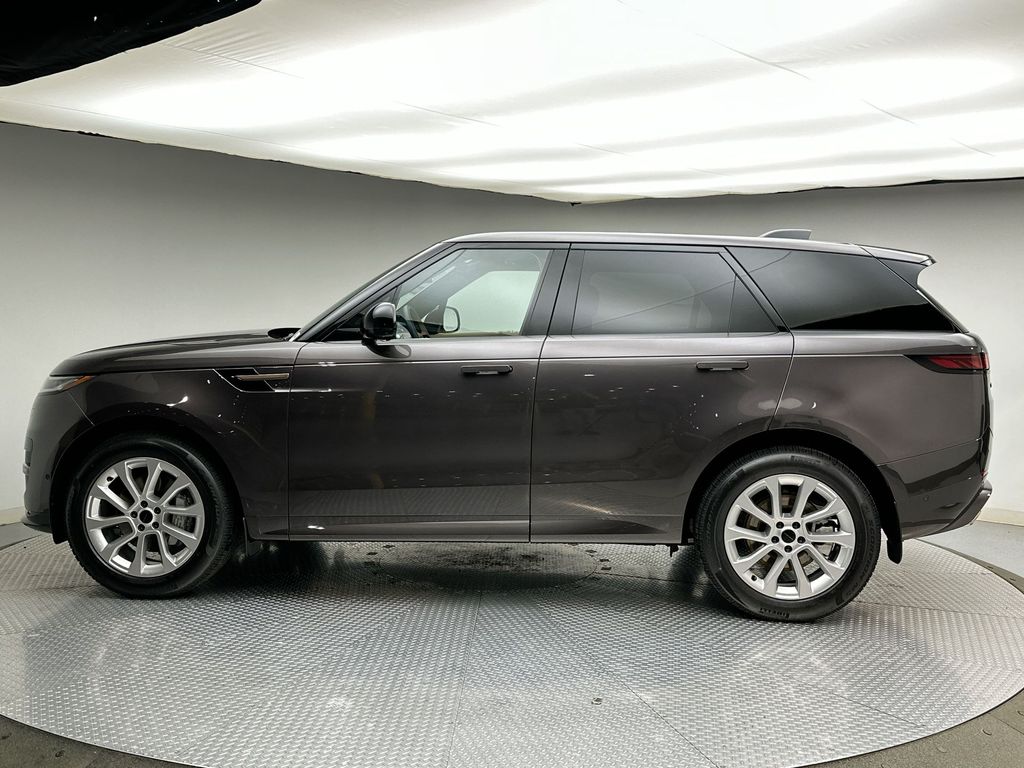 Thumbnail: 2027 Land Rover Range Rover Sport - 2