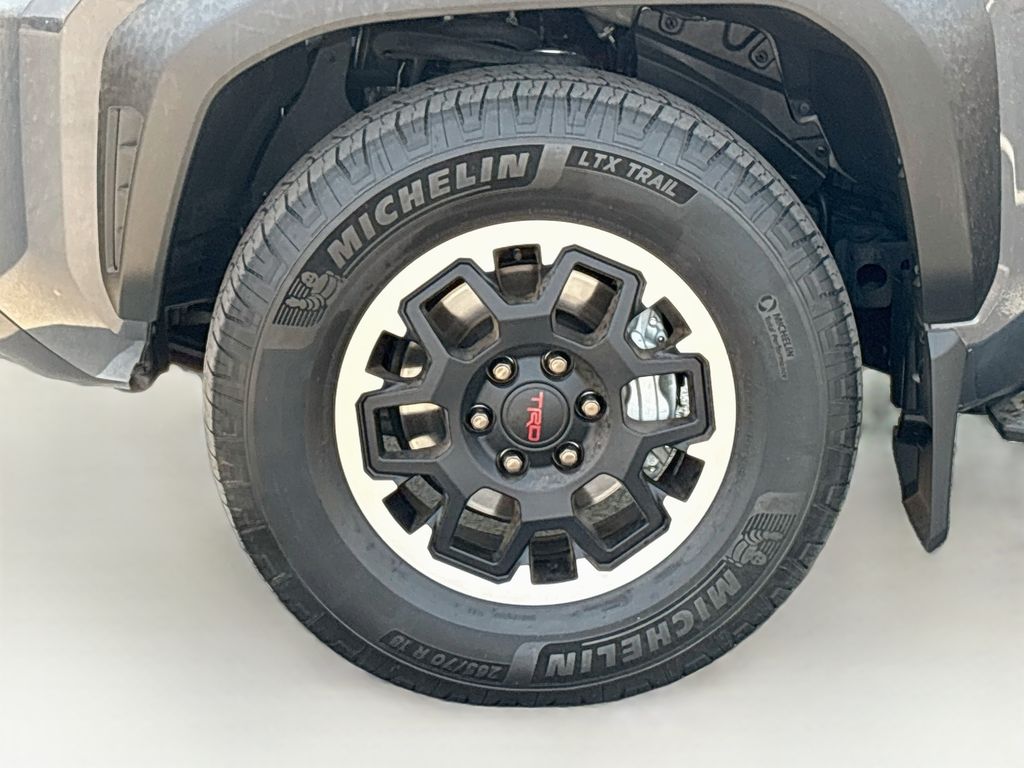 Thumbnail: 2025 Toyota 4Runner - 30