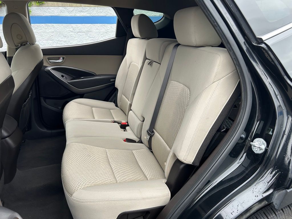 Thumbnail: 2013 Hyundai Santa Fe - 18