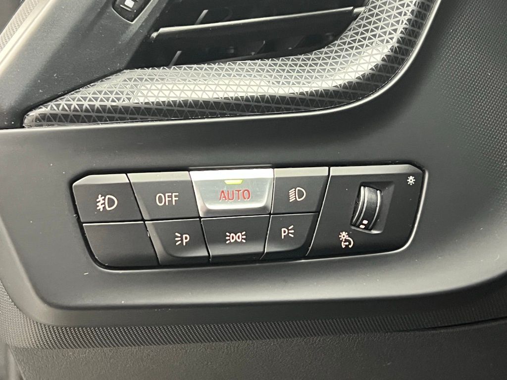 Thumbnail: 2021 BMW 2 Series - 19