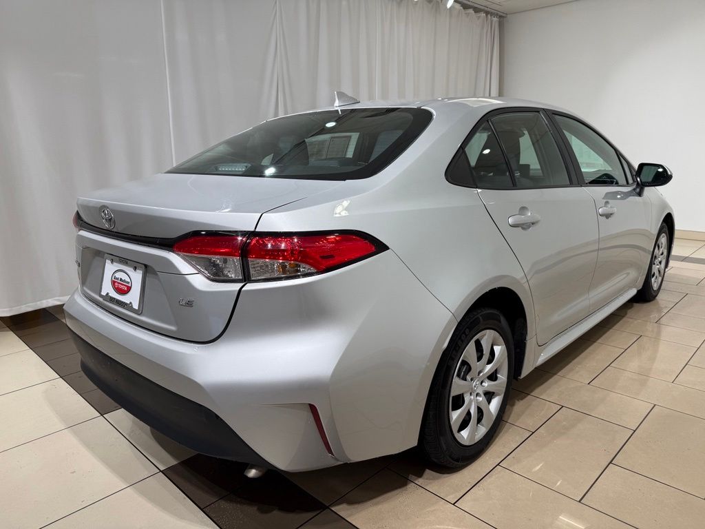 Thumbnail: 2024 Toyota Corolla - 5