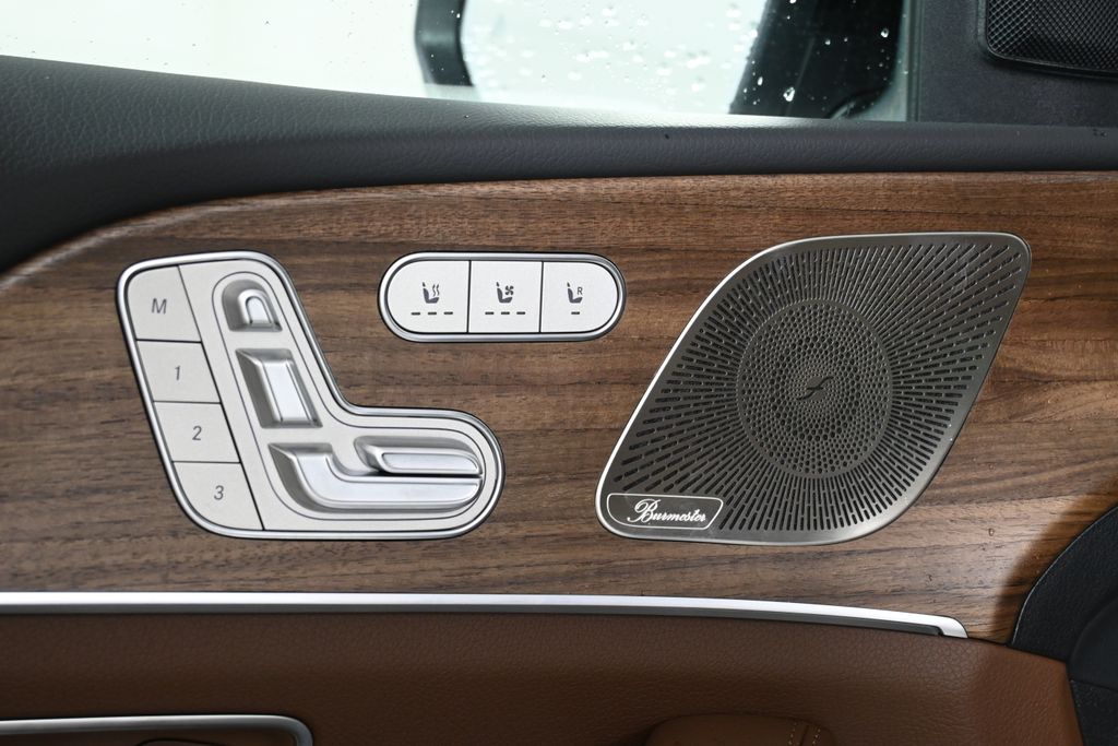 Thumbnail: 2026 Mercedes-Benz GLE - 25