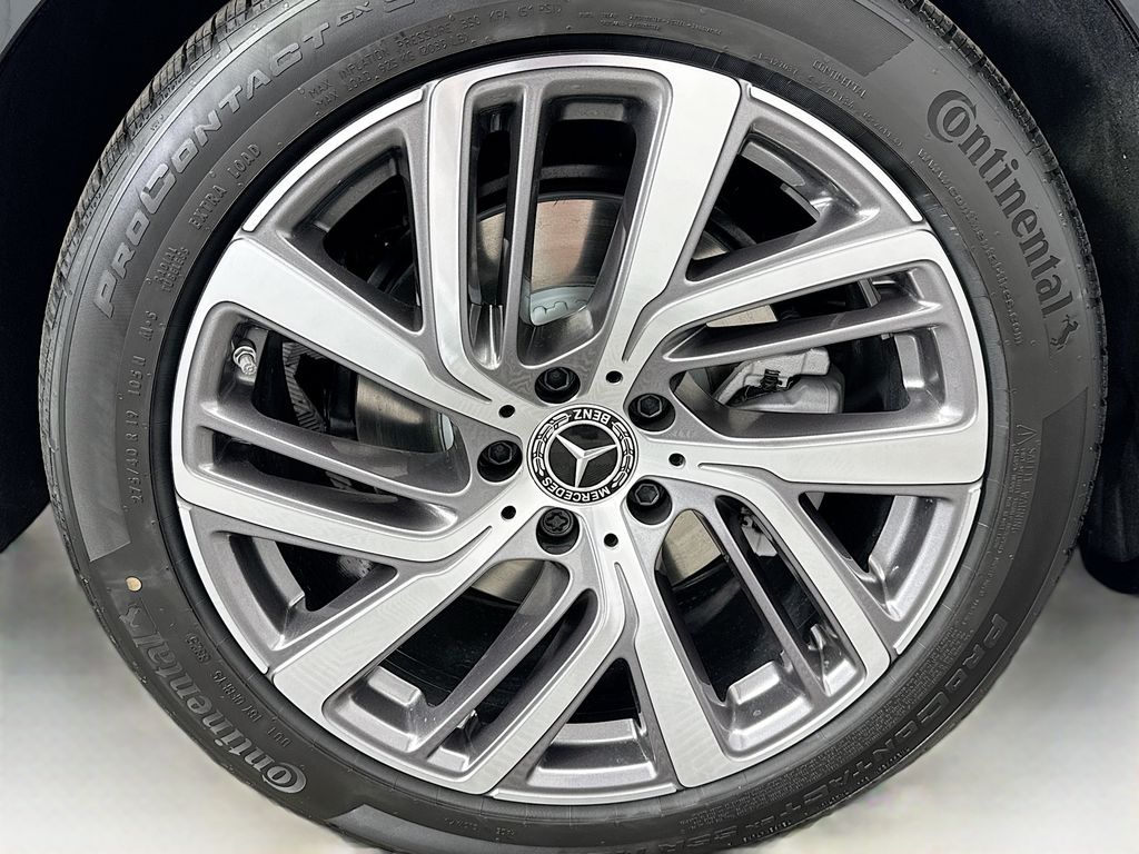 Thumbnail: 2026 Mercedes-Benz E-Class - 32