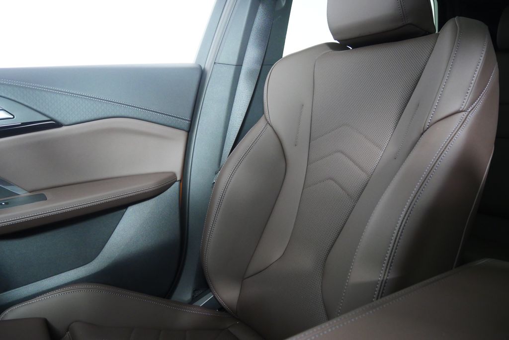 2024 BMW X2 xDrive28i 29